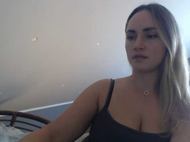 ScarlettXQueen live cam preview
