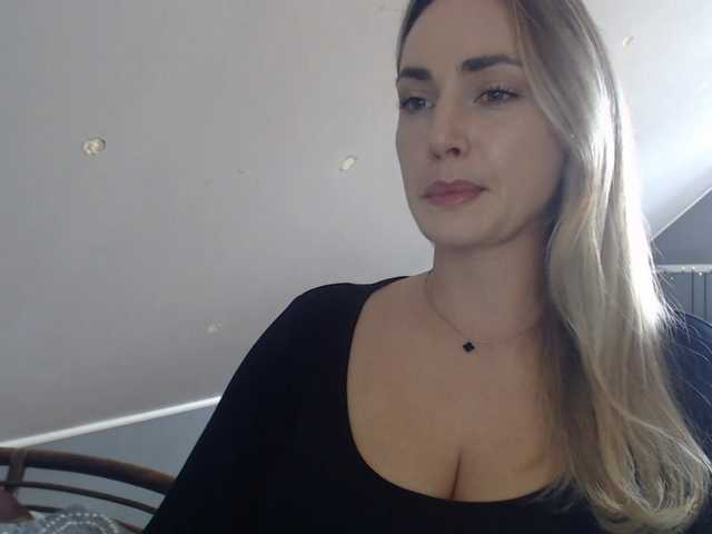 ScarlettXQueen live cam on BongaCams