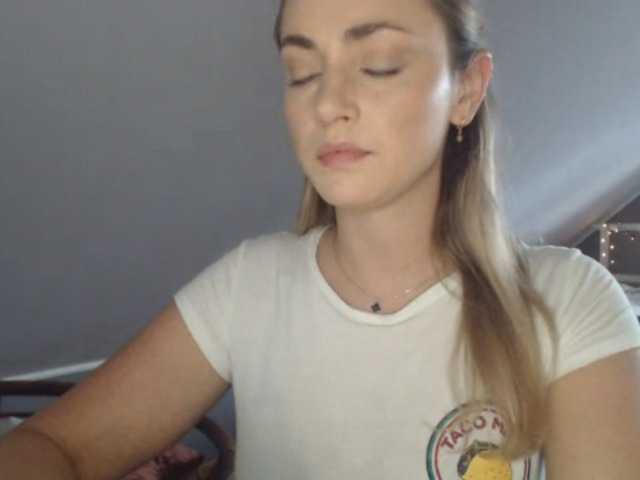 ScarlettXQueen live cam on BongaCams
