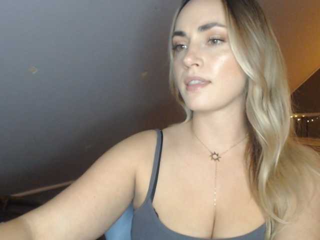ScarlettXQueen, live now on BongaCams