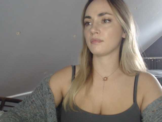 ScarlettXQueen live cam on BongaCams