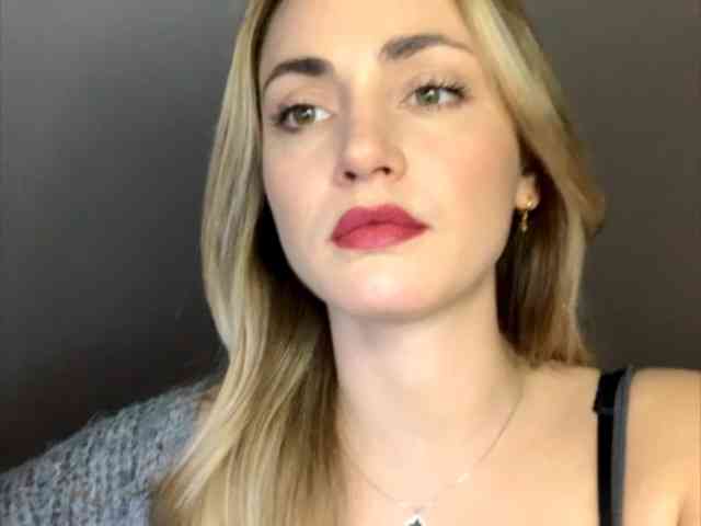 ScarlettXQueen webcam