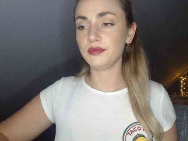 ScarlettXQueen webcam