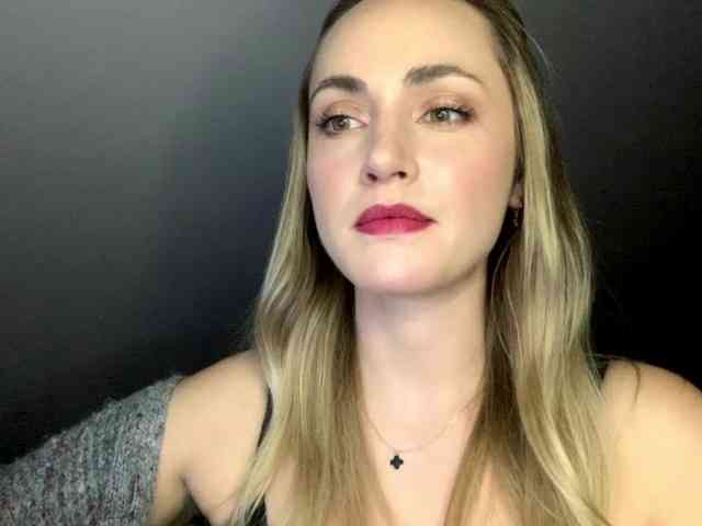 ScarlettXQueen webcam