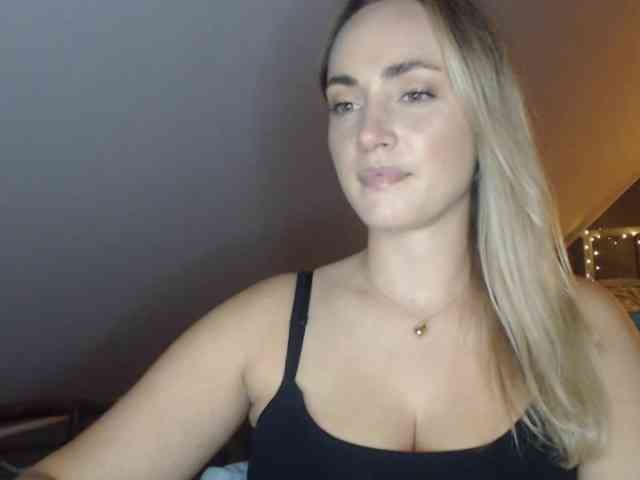 ScarlettXQueen webcam