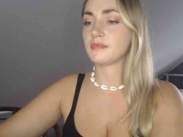 ScarlettXQueen webcam