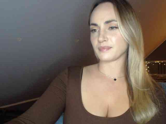 ScarlettXQueen webcam