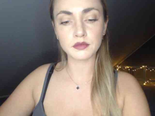 ScarlettXQueen webcam