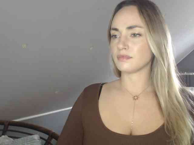 ScarlettXQueen webcam