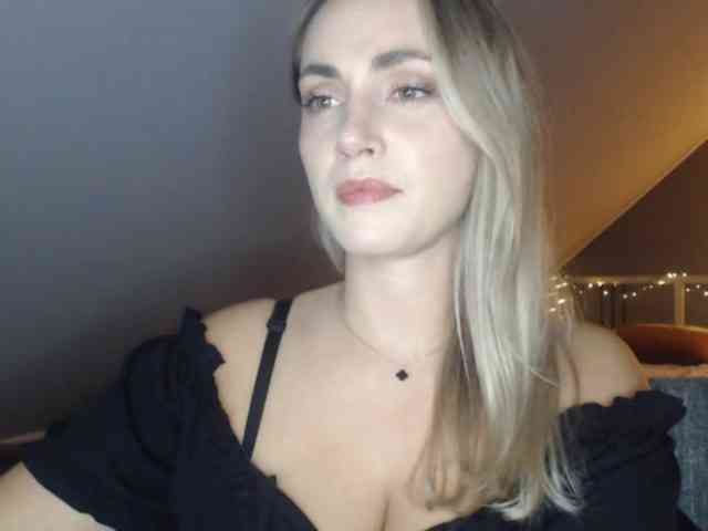 ScarlettXQueen webcam