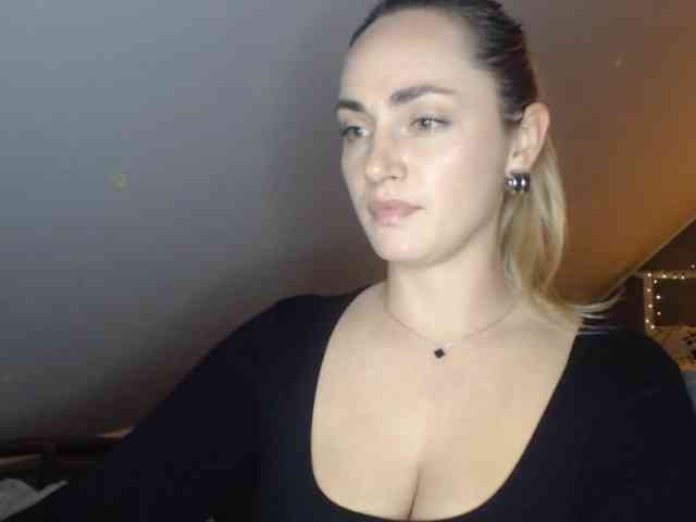 ScarlettXQueen webcam
