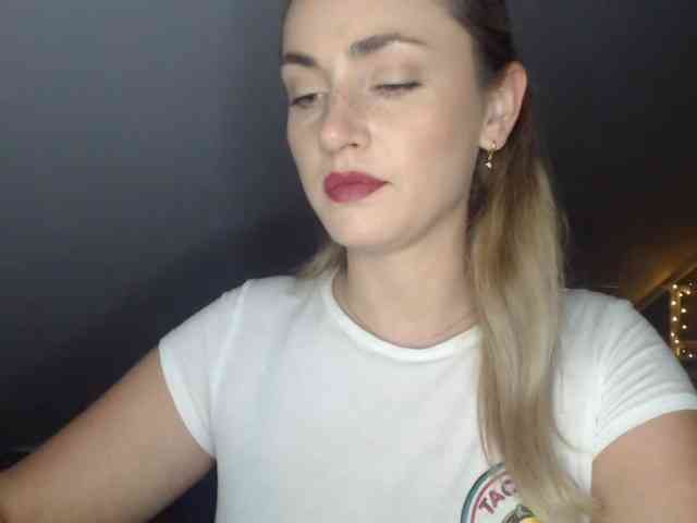 ScarlettXQueen webcam