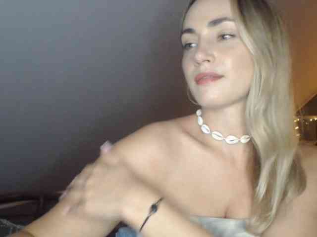 ScarlettXQueen webcam
