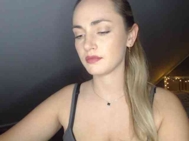 ScarlettXQueen webcam