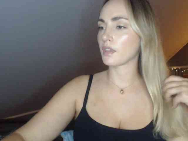 ScarlettXQueen webcam