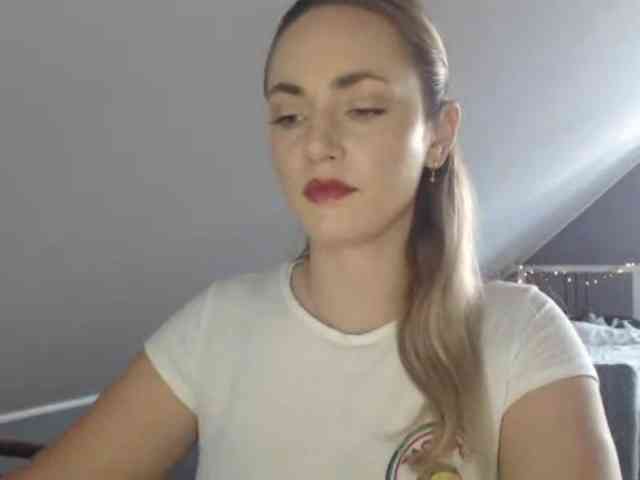 ScarlettXQueen webcam