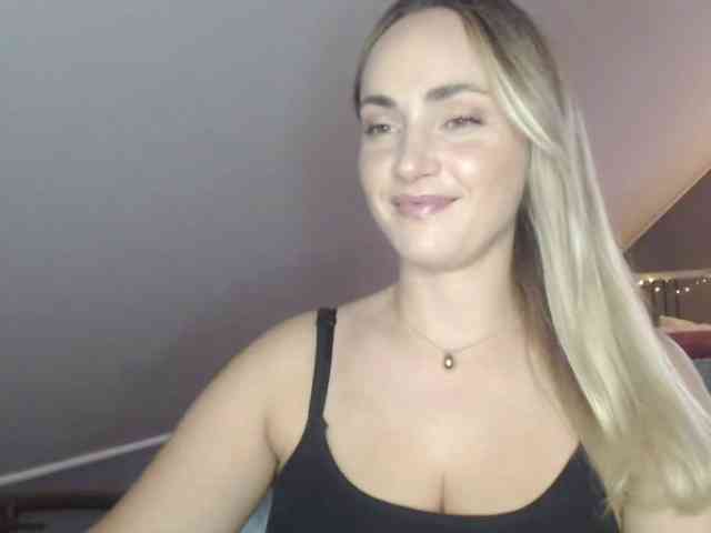 ScarlettXQueen webcam