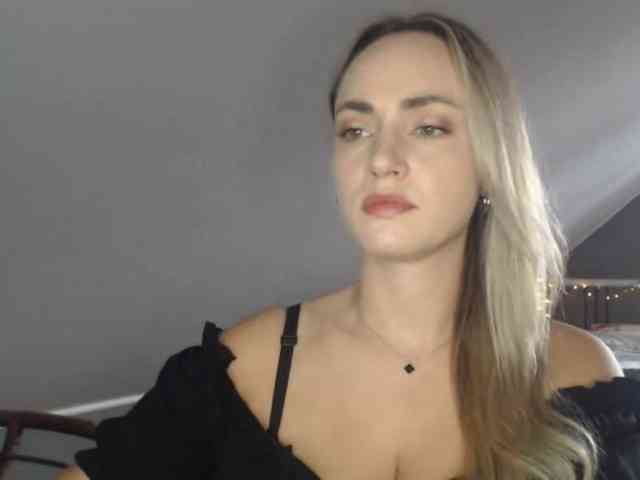 ScarlettXQueen webcam