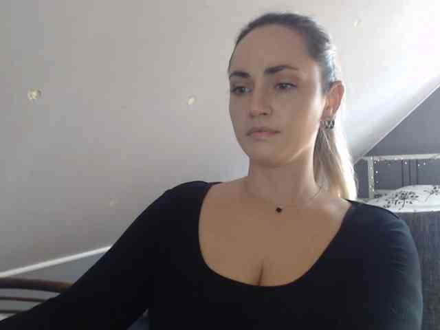 ScarlettXQueen webcam