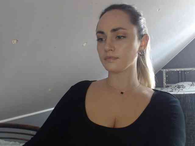 ScarlettXQueen webcam