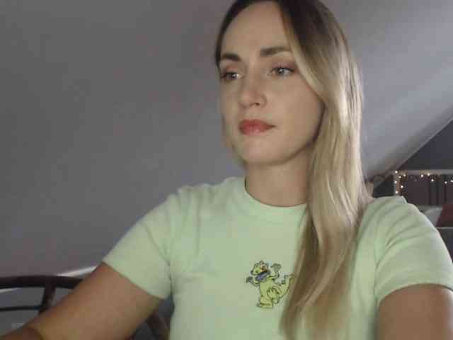 ScarlettXQueen webcam