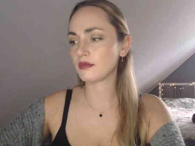 ScarlettXQueen webcam