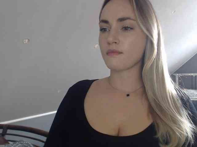ScarlettXQueen webcam