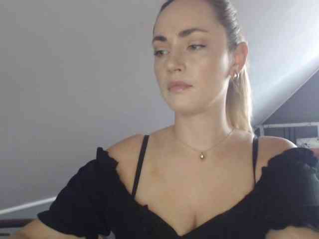 ScarlettXQueen webcam
