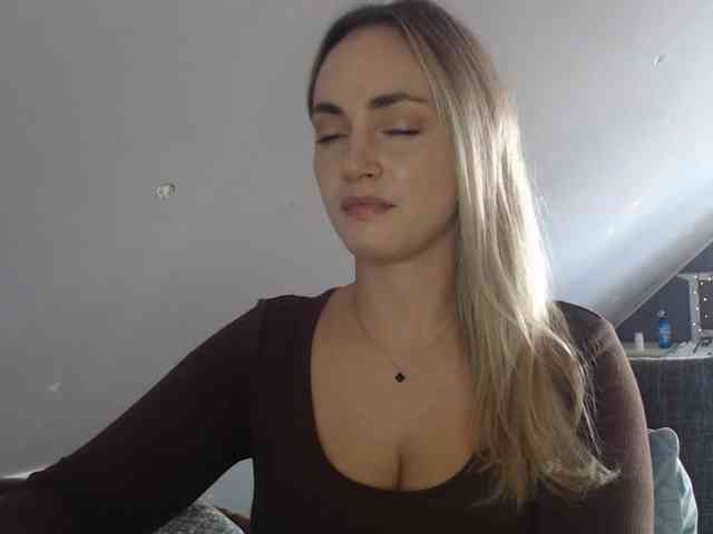 ScarlettXQueen webcam