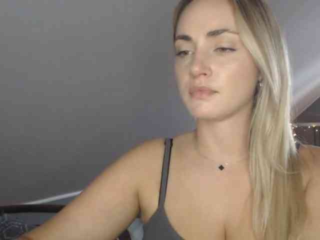 ScarlettXQueen webcam