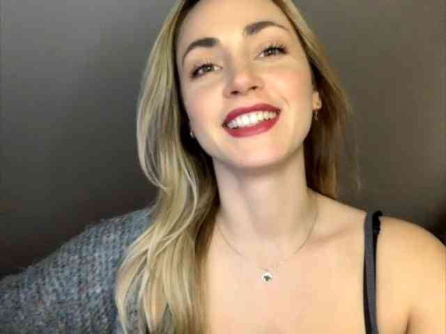 ScarlettXQueen webcam
