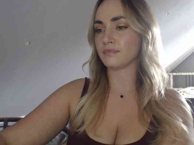 ScarlettXQueen webcam