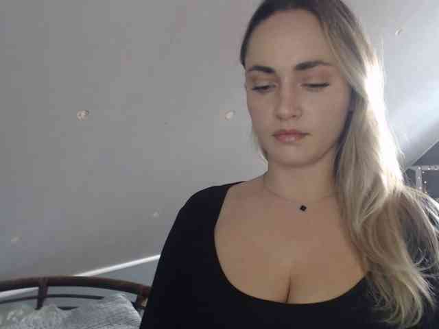 ScarlettXQueen webcam
