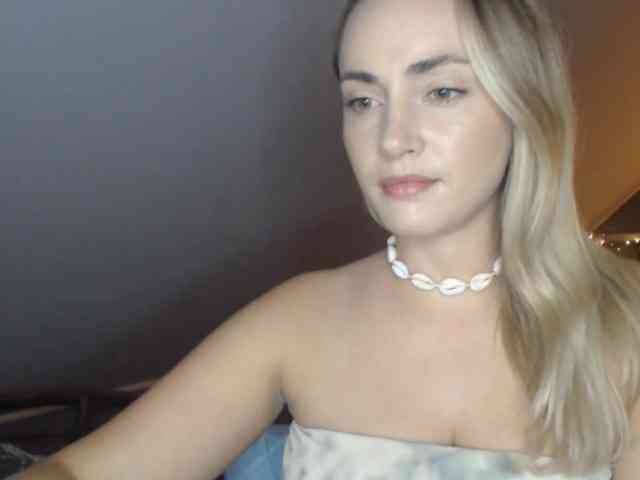ScarlettXQueen webcam