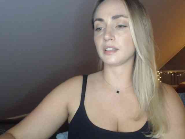 ScarlettXQueen webcam