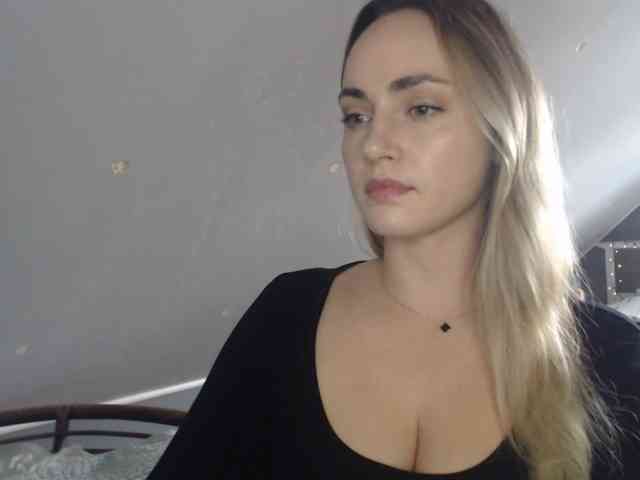 ScarlettXQueen webcam