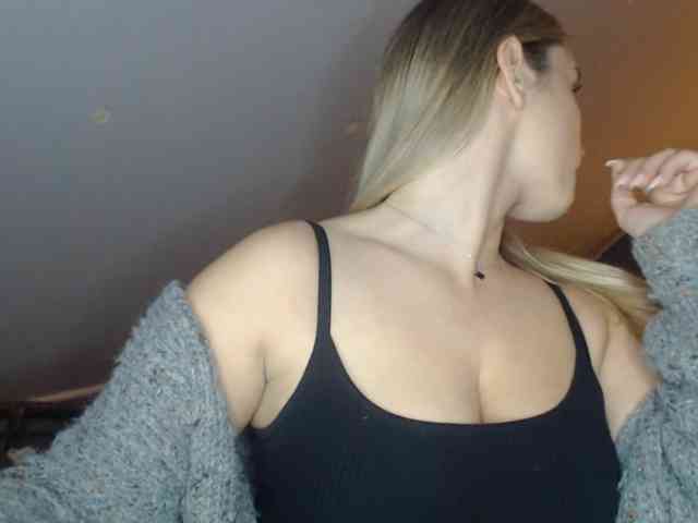 ScarlettXQueen webcam