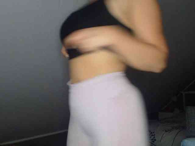 ScarlettXQueen webcam