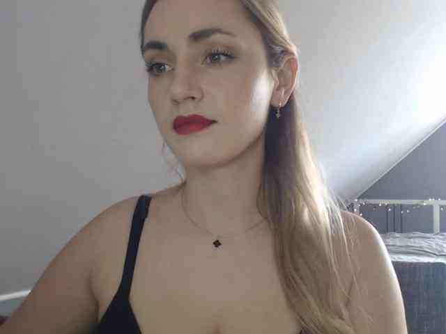 ScarlettXQueen webcam