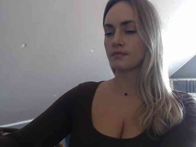 ScarlettXQueen webcam