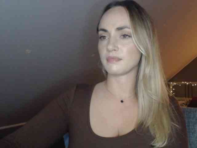 ScarlettXQueen webcam