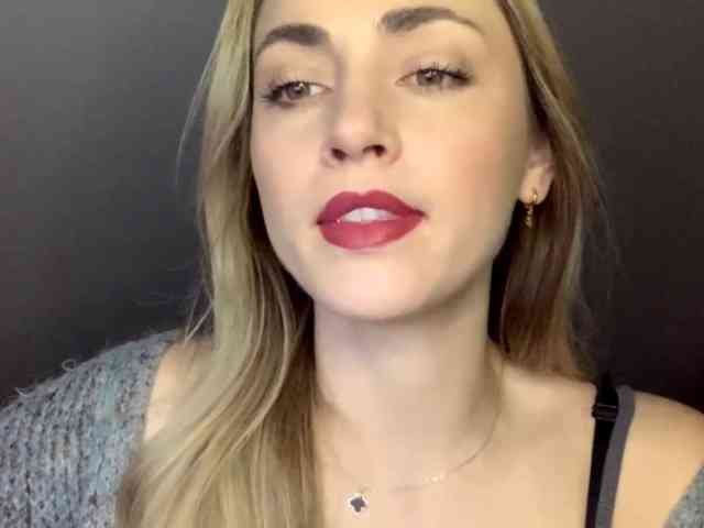 ScarlettXQueen webcam