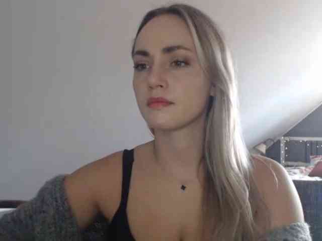 ScarlettXQueen webcam