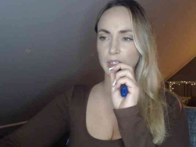 ScarlettXQueen webcam