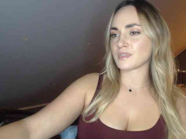ScarlettXQueen webcam