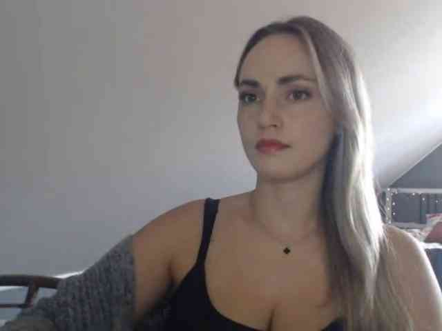 ScarlettXQueen webcam