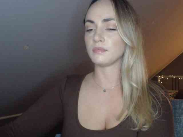 ScarlettXQueen webcam