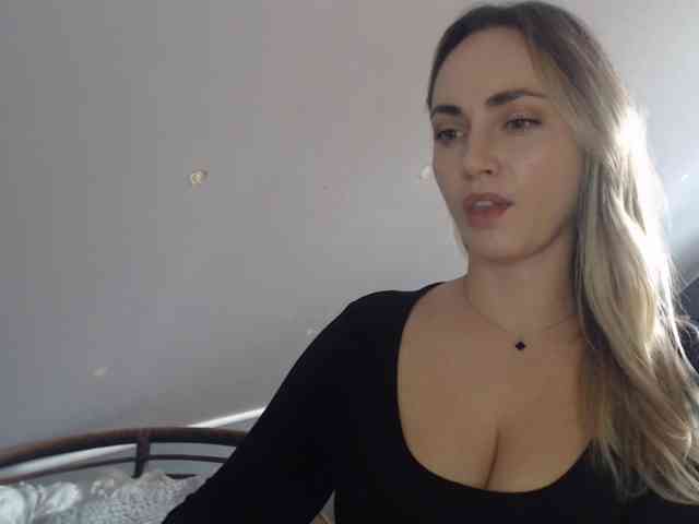 ScarlettXQueen webcam