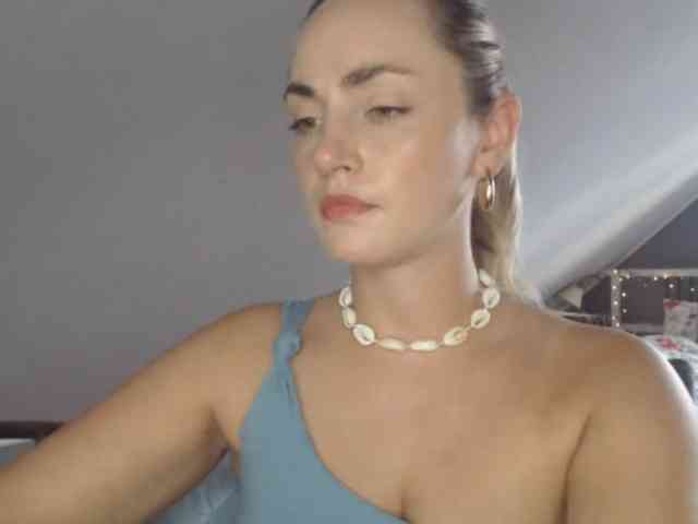 ScarlettXQueen webcam