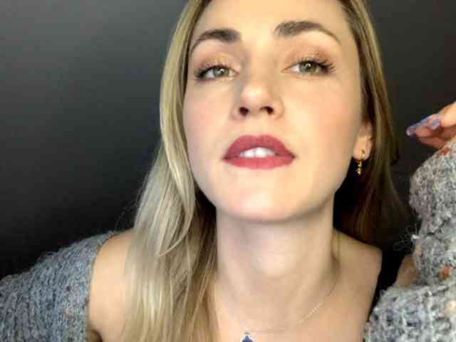 ScarlettXQueen webcam